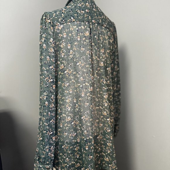 Easel Long Sleeve Blouse - Picture 6 of 7